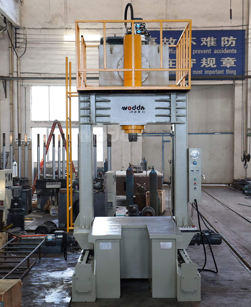 100T龍門(mén)液壓機(jī)